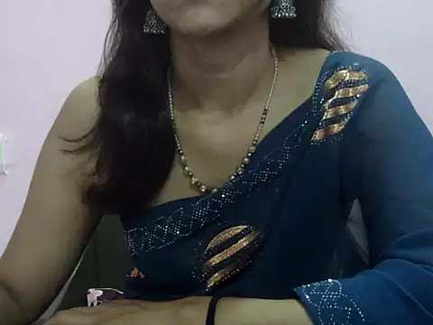 Laila Cute online show from 05-19-26, 11:39