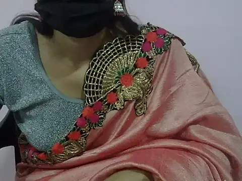 Snapshot of Laila_Cute chatting on 01-17-26, 01:58 Laila Cute online show from 01-17-26, 01:58