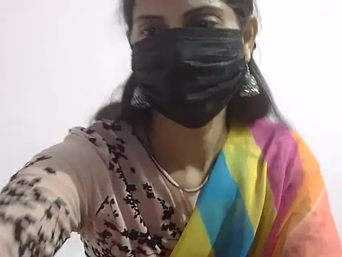 Snapshot of Laila_Cute chatting on 02-04-26, 04:13 Laila Cute online show from 02-04-26, 04:13