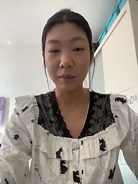 chibaoao66 online show from 10-24-25, 02:43