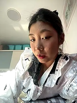 chibaoao66 online show from 10-23-25, 05:17