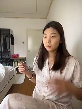 chibaoao66 online show from 10-29-25, 03:27