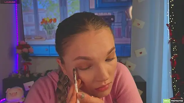 JulieLupo online show from 04-02-26, 06:09