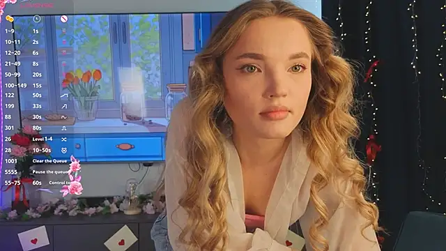 JulieLupo online show from 03-07-26, 06:20