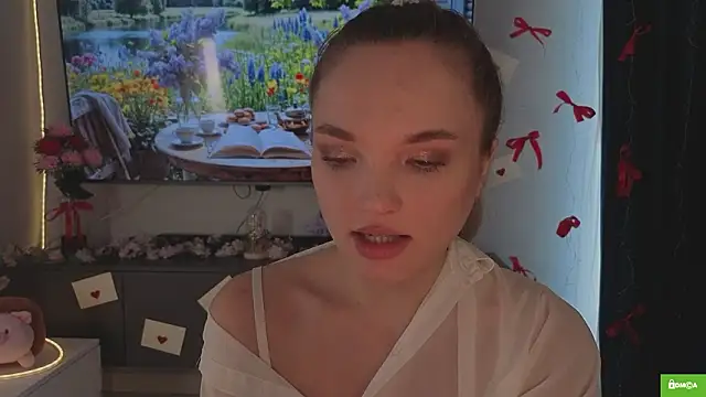 JulieLupo online show from 03-19-26, 06:46