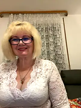 BoloshkaBlonda online show from 11-13-25, 06:34