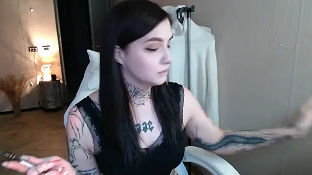 Snapshot of Rin_andersonn chatting on 10-20-25, 03:41 Rin andersonn online show from 10-20-25, 03:41