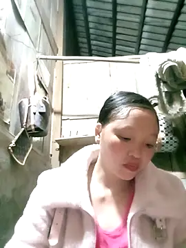 Minkine022 online show from 12-17-25, 12:59