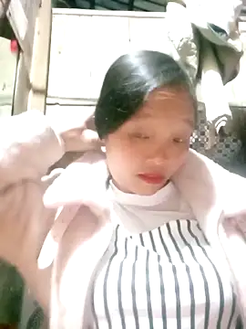 Minkine022 online show from 11-24-25, 10:04