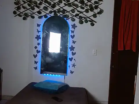 Ebony luna online show from 03-26-26, 05:44