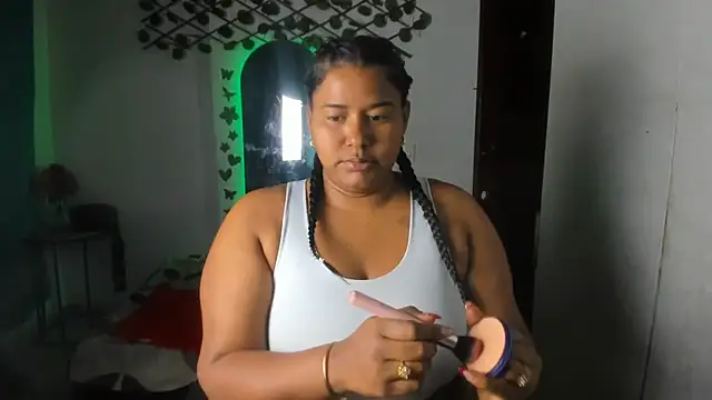 Ebony luna online show from 07-08-26, 07:47
