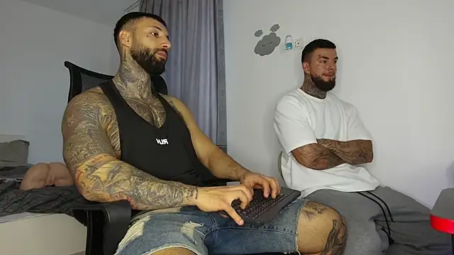 MasculineGuy99 online show from 11-10-25, 09:25