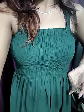 Snapshot of Lusty_Naina chatting on 10-08-25, 09:37 Lusty Naina online show from 10-08-25, 09:37