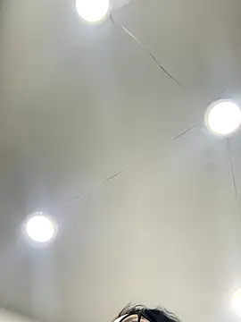 Snapshot of Aria_Laurent chatting on 10-04-25, 04:19 Aria Laurent online show from 10-04-25, 04:19