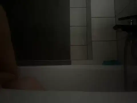 pleasedontpressaredburton online show from 10-27-25, 07:53