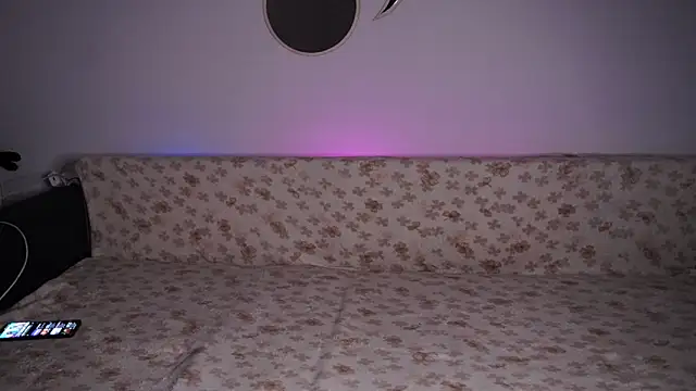 Dahliacruzz online show from 12-03-25, 08:52