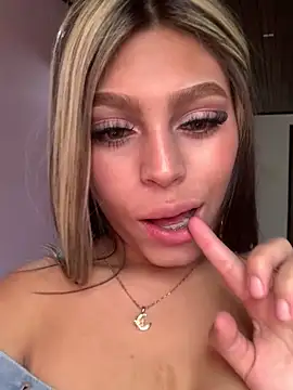 ZoeMillerPink  online show from 10-11-25, 05:25