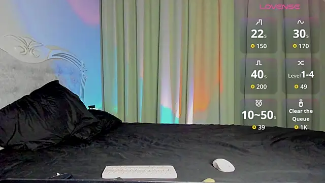 Snapshot of lona_li chatting on 06-15-26, 02:28 lona li online show from 06-15-26, 02:28