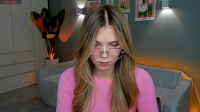 linakorvin online show from 11-04-25, 01:37