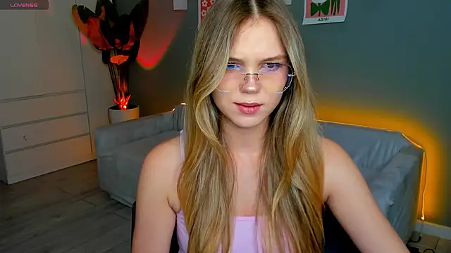 linakorvin online show from 11-08-25, 01:36