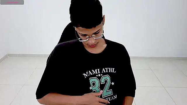 Im david02 online show from 04-14-26, 02:22