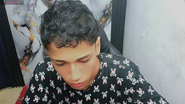 Im david02 online show from 01-07-26, 02:33