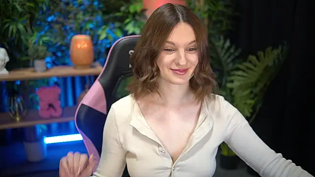 xoxo molly online show from 11-26-25, 09:04