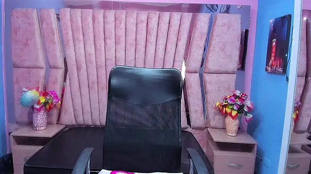 Snapshot of sarah_sweett_ chatting on 02-05-26, 02:57 sarah sweett online show from 02-05-26, 02:57