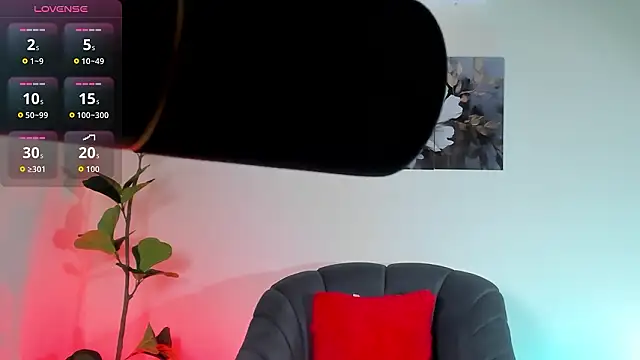 JulianaPons online show from 02-16-26, 09:13