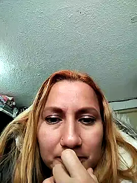 Snapshot of AniiRoseSex chatting on 10-01-25, 06:34 AniiRoseSex online show from 10-01-25, 06:34