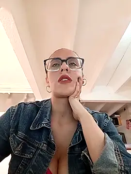 Snapshot of Jade_1-9 chatting on 02-09-26, 05:00 Jade 1-9 online show from 02-09-26, 05:00