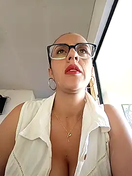 Jade 1-9 online show from 12-14-25, 01:28