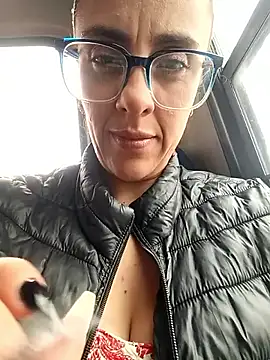 Jade 1-9 online show from 10-20-25, 07:58