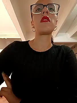 Snapshot of Jade_1-9 chatting on 02-14-26, 05:02 Jade 1-9 online show from 02-14-26, 05:02