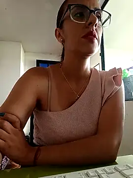 Jade 1-9 online show from 11-24-25, 03:23