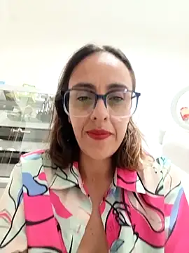 Jade 1-9 online show from 10-14-25, 08:20