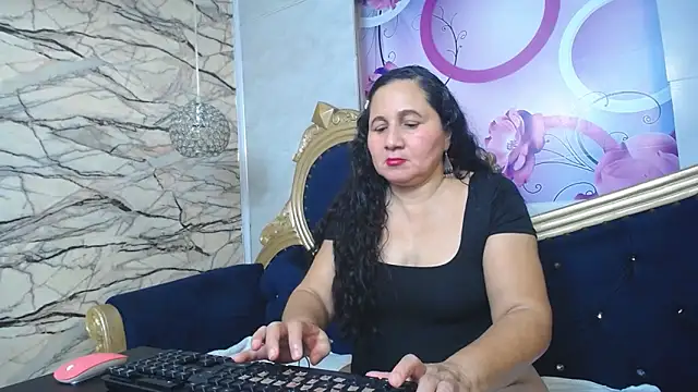 Snapshot of kimberly_candy chatting on 10-14-25, 07:36 kimberly candy online show from 10-14-25, 07:36