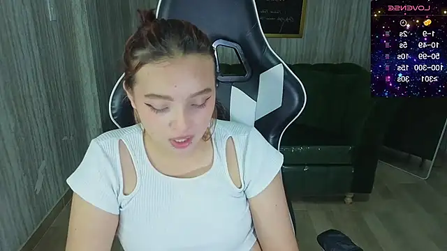 mia foster t online show from 11-13-25, 12:47