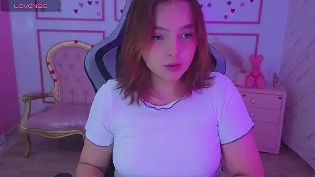 mia foster t online show from 04-12-26, 01:14