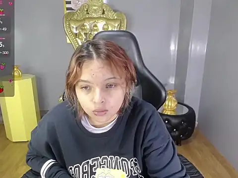 mia foster t online show from 10-26-25, 12:38