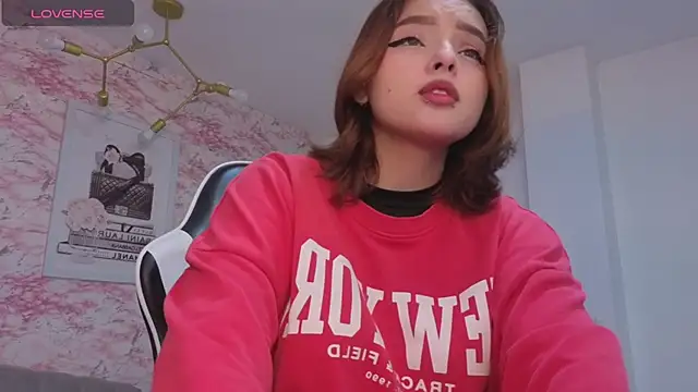 mia foster t online show from 02-26-26, 01:33