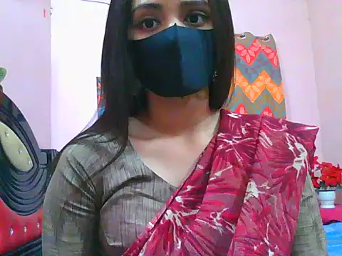 Snapshot of night_queeen7 chatting on 02-07-26, 07:00 night queeen7 online show from 02-07-26, 07:00