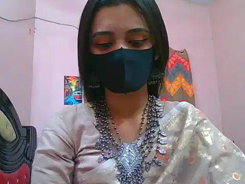 Snapshot of night_queeen7 chatting on 02-02-26, 06:51 night queeen7 online show from 02-02-26, 06:51