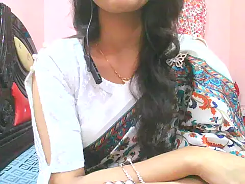 night queeen7 online show from 11-14-25, 07:06