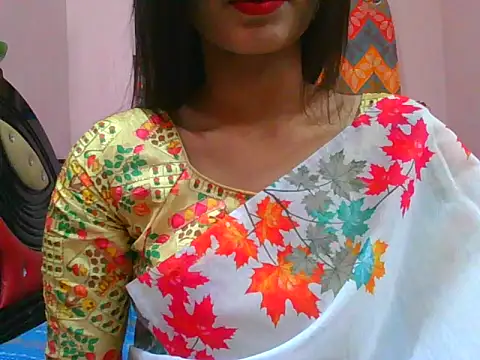 Snapshot of night_queeen7 chatting on 02-06-26, 07:10 night queeen7 online show from 02-06-26, 07:10