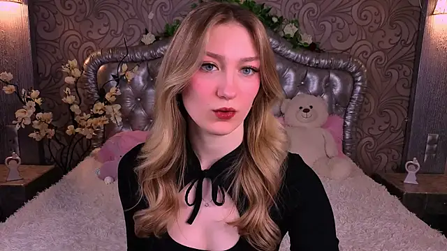 AngelAnabelle online show from 03-29-26, 08:21