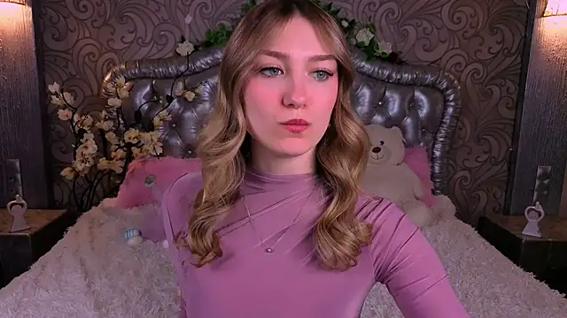 AngelAnabelle online show from 04-17-26, 01:36