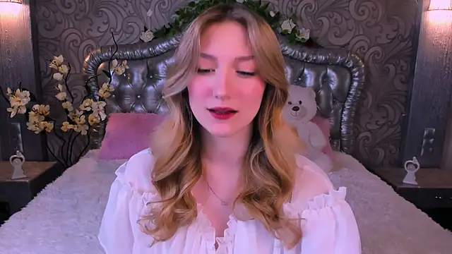 AngelAnabelle online show from 03-05-26, 09:00