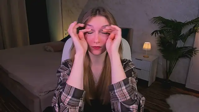 AngelAnabelle online show from 10-16-25, 09:01