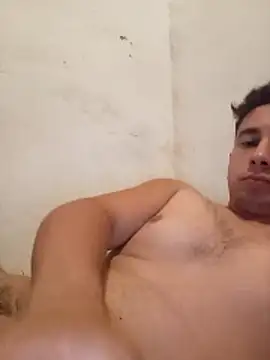 Snapshot of joaquin2224 chatting on 02-17-26, 02:31 joaquin2224 online show from 02-17-26, 02:31